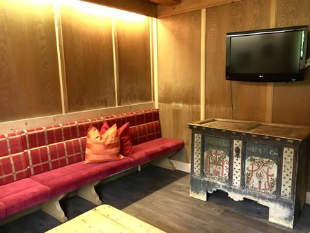 Fernseh-Lounge